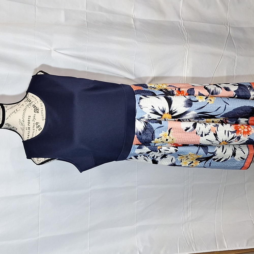 CB ESTABLISHED IN 1962 DRESS  SIZE 16P